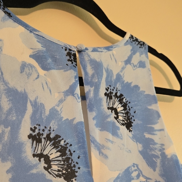 Ann Taylor Factory Blue and White Scoop Neck Sundress. It Is Fully Lined P2P 18 - Picture 3 of 4